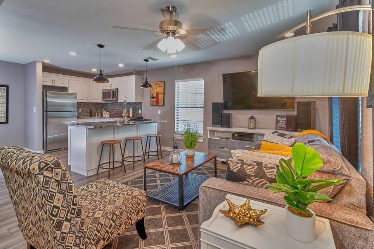 Cozy Haven Attached To Million Home - South تامبا المظهر الخارجي الصورة