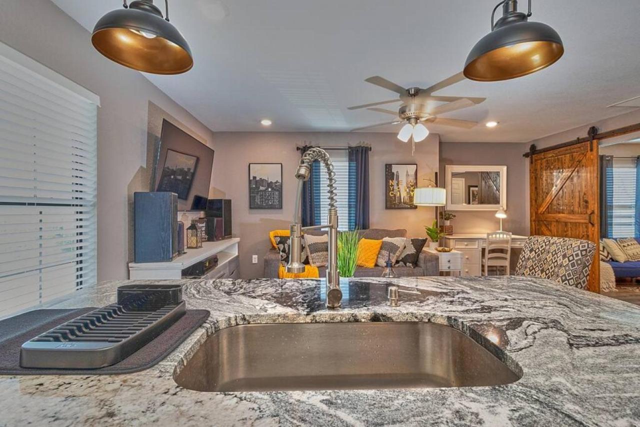 Cozy Haven Attached To Million Home - South تامبا المظهر الخارجي الصورة